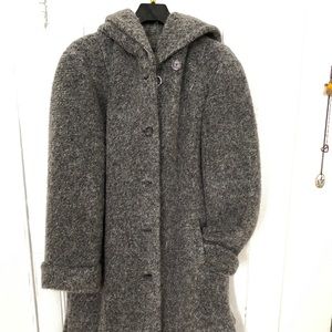 Wool coat with a hoodie L-XL